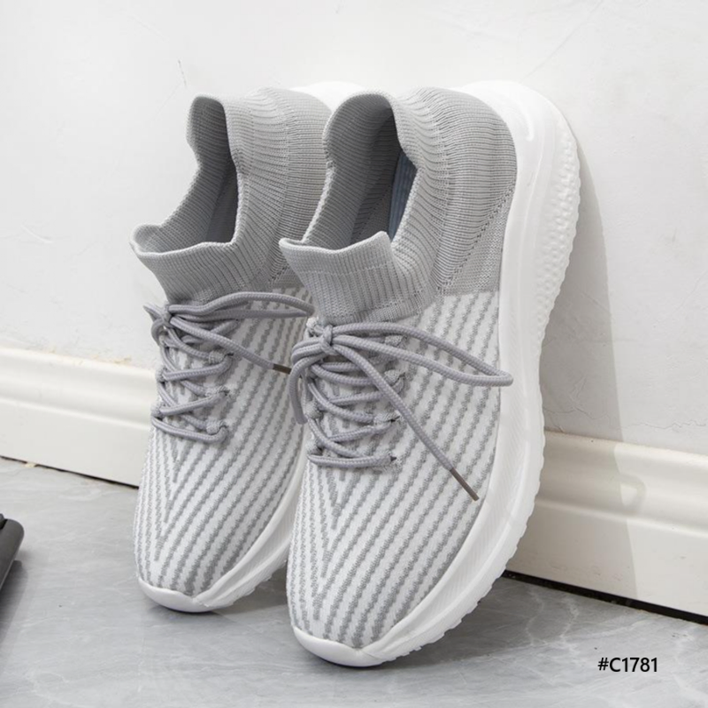 Crimson Hollow Casual Shoe